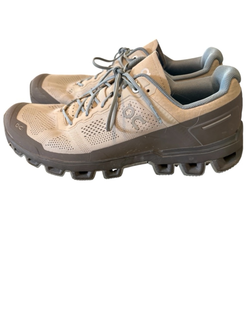 On Running women’s Trail Shoes 9